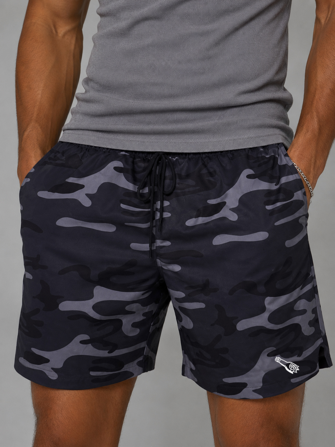 RB STRIKE SHORT